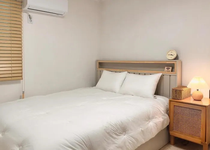 Villa Check In Seongsu